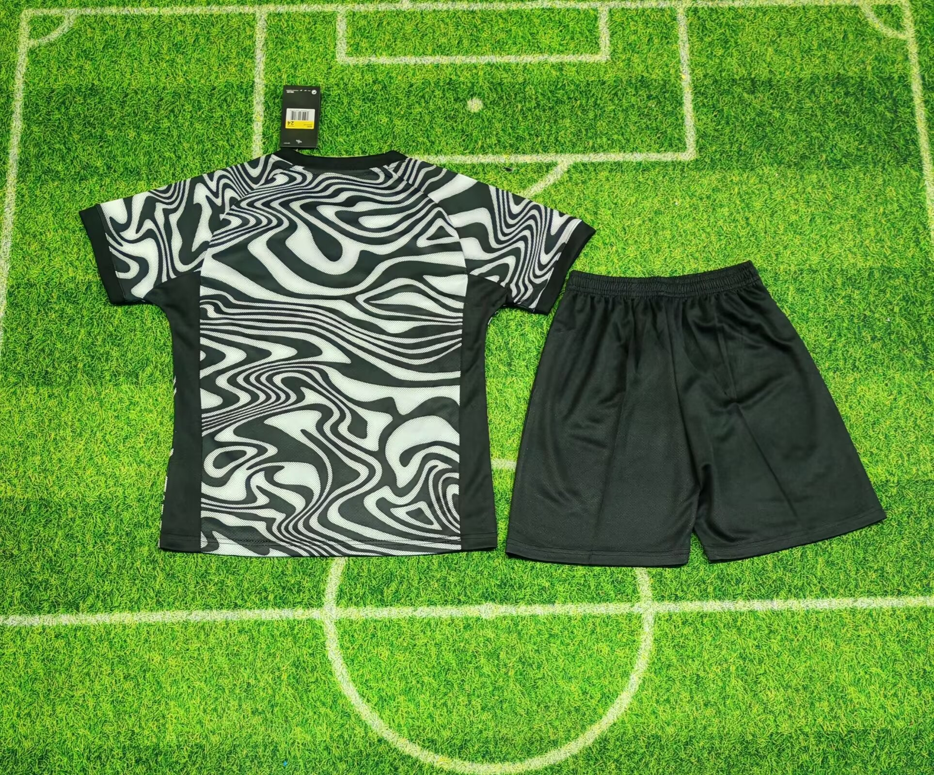 Brazil 2025/26 Goalkeeper Kit Set Kids