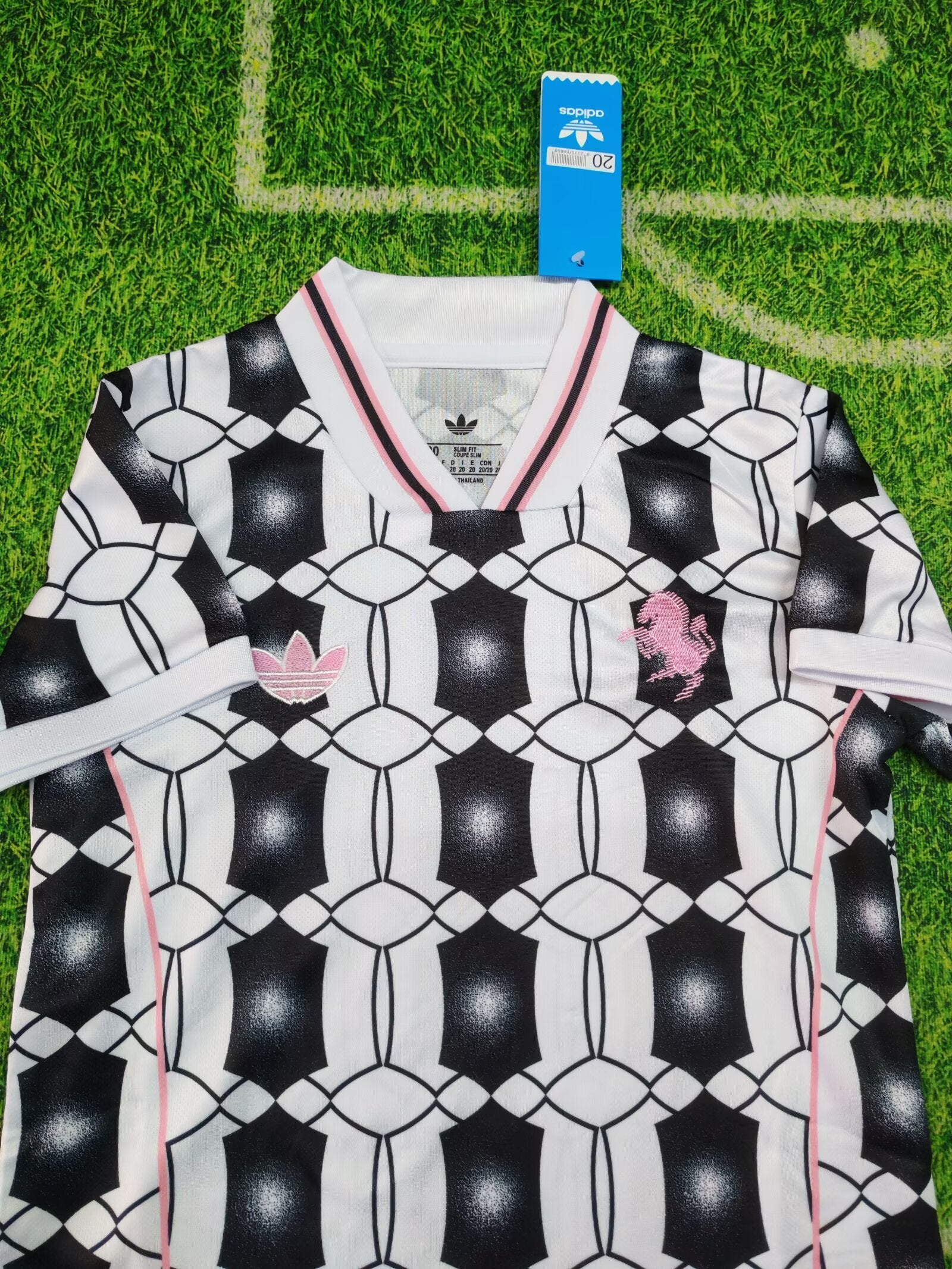 Juventus LFSTLR Shirt 2025/26 Kit Set Kids