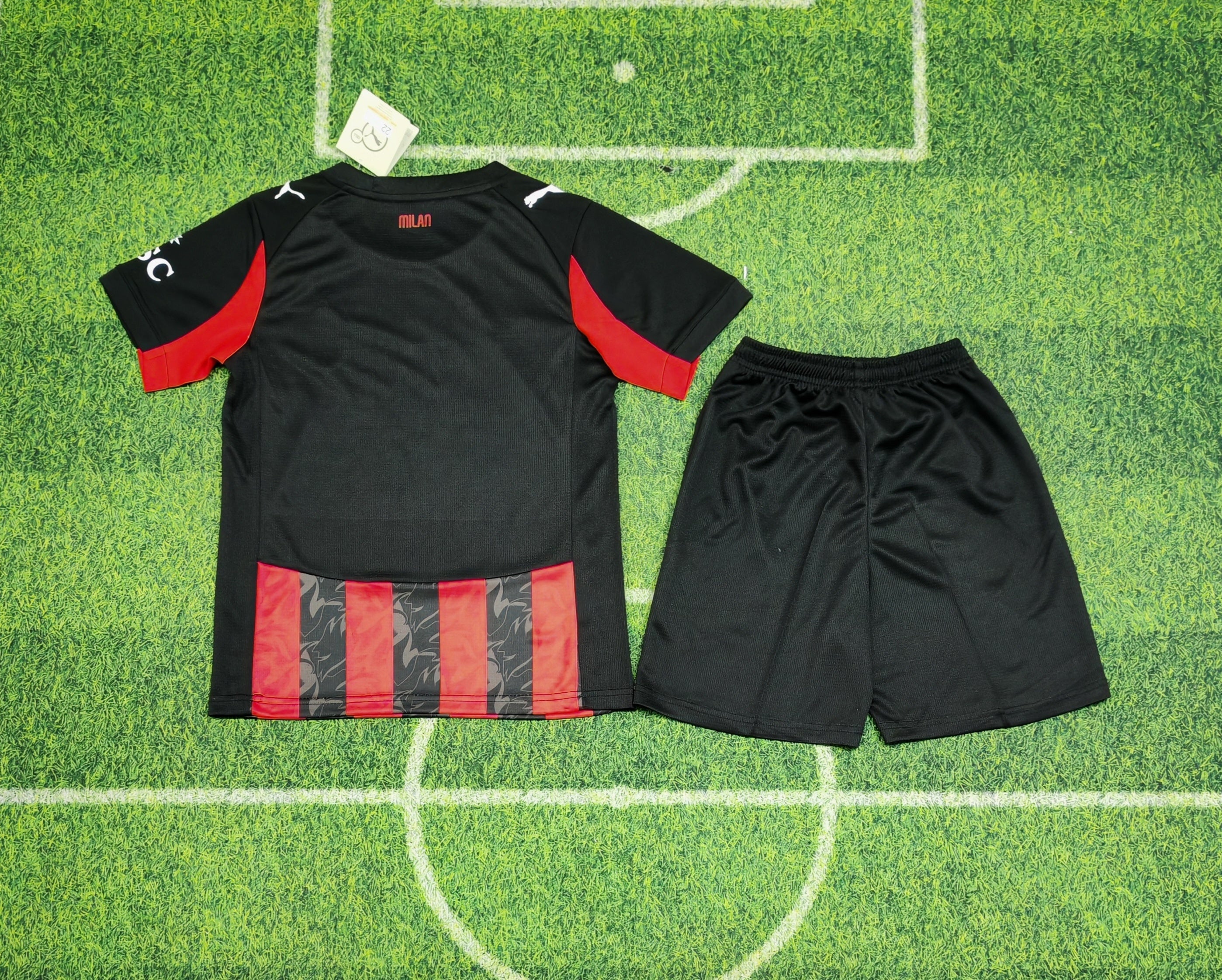 AC Milan 2025/26 Home Kit Set Kids – Alternative Shorts