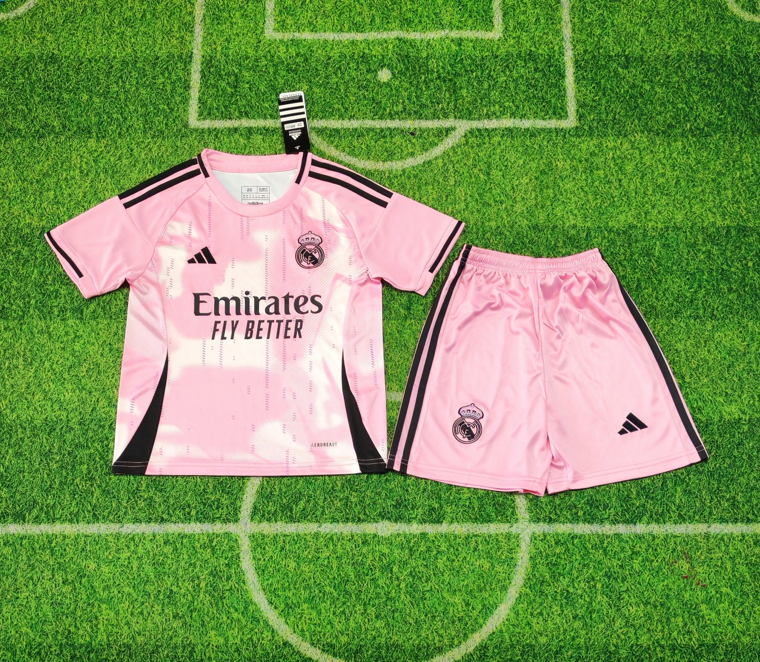 Real Madrid 25/26 Special Edition Kit Kids – Pink Graphic