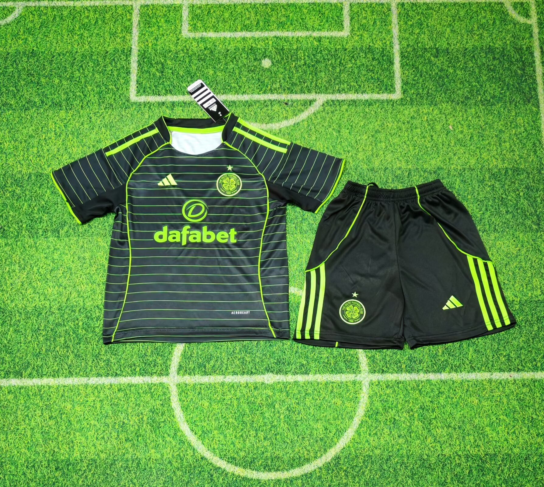 Celtic 2025/26 Away Kit Set Kids