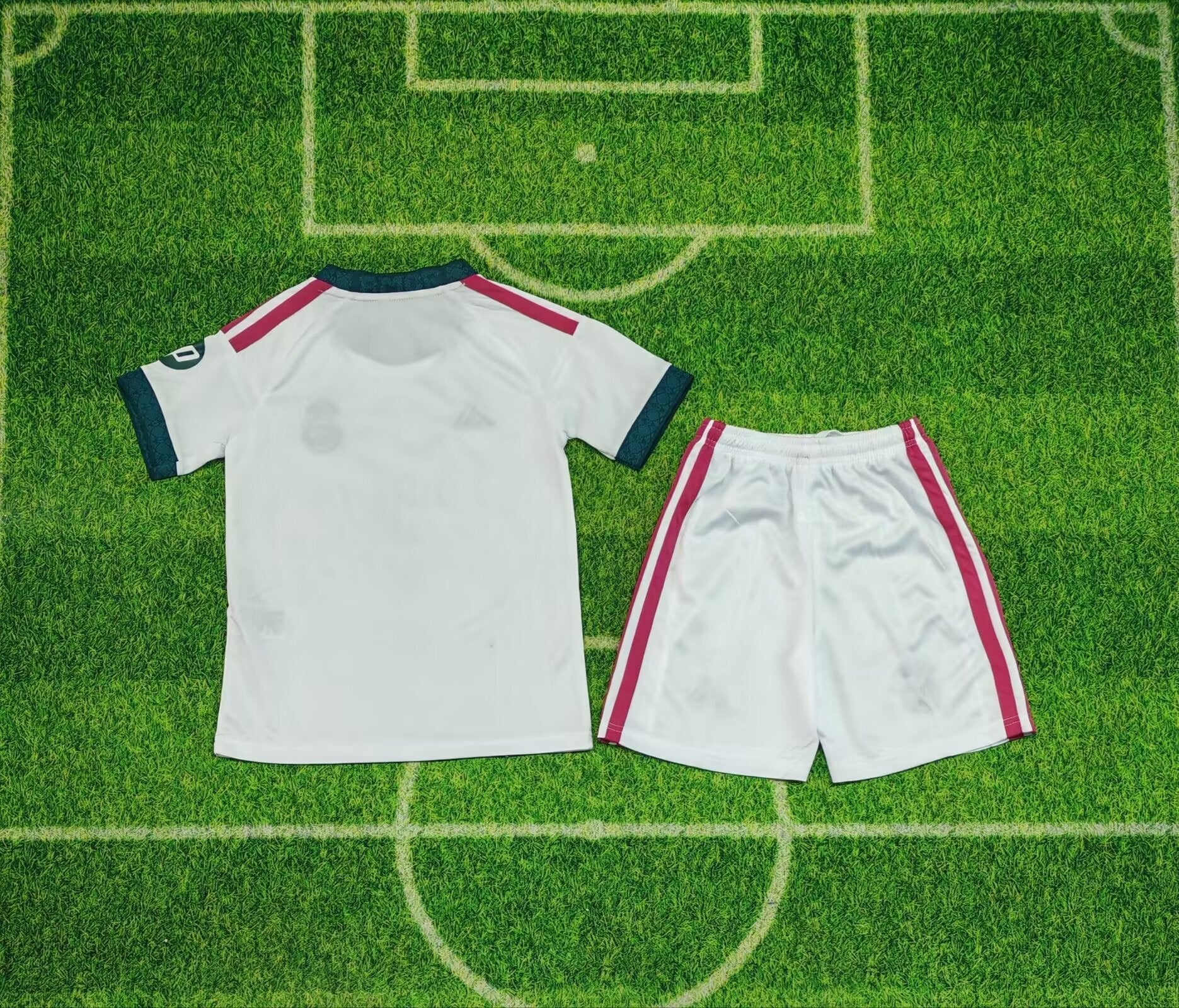 Real Madrid Home Kit 2026/27 Kids – White/Green/Red (Leak)