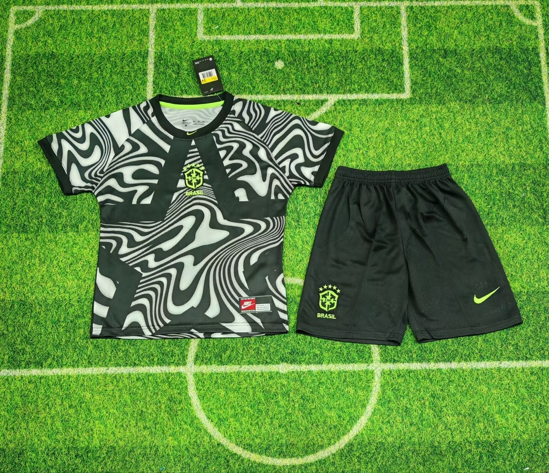 Brazil 2025/26 Goalkeeper Kit Set Kids